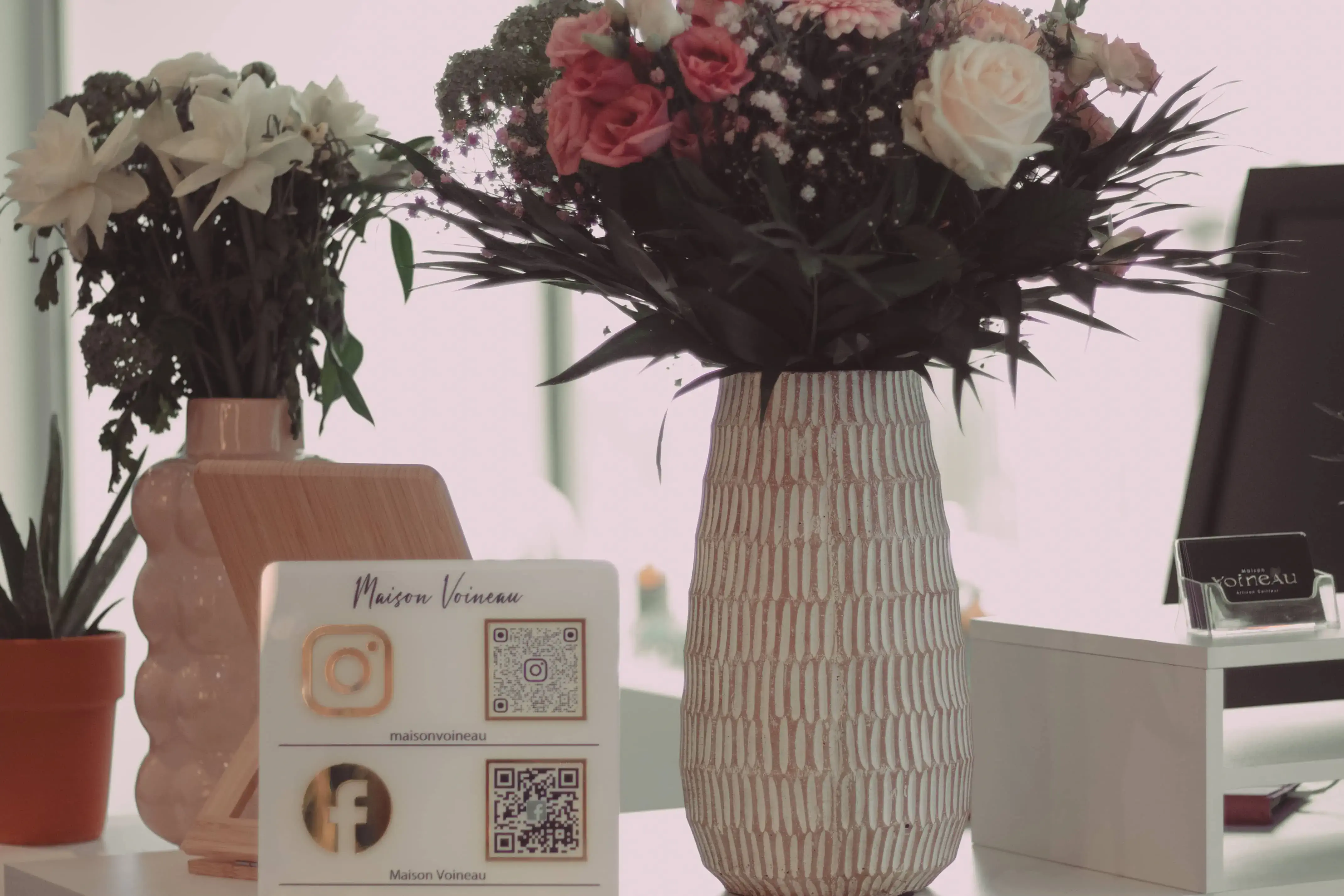 Salon Maison Voineau - Espace d'accueil chaleureux